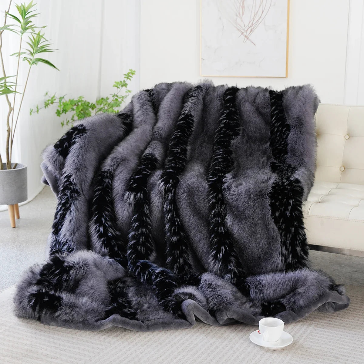Fluffy No Hair Loss Blanket