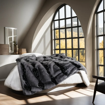 Fluffy No Hair Loss Blanket
